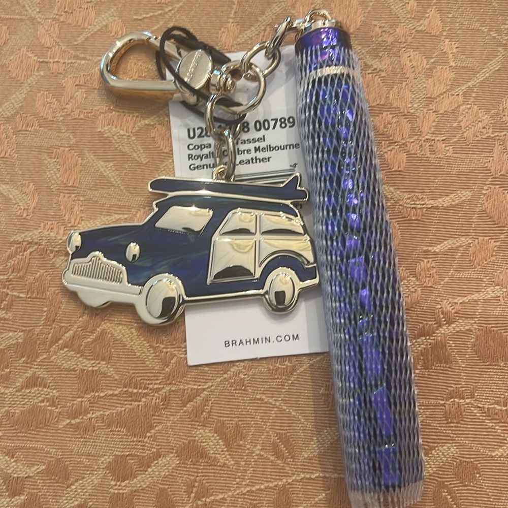 🍁Brahmin Copa Car Tassel🍁